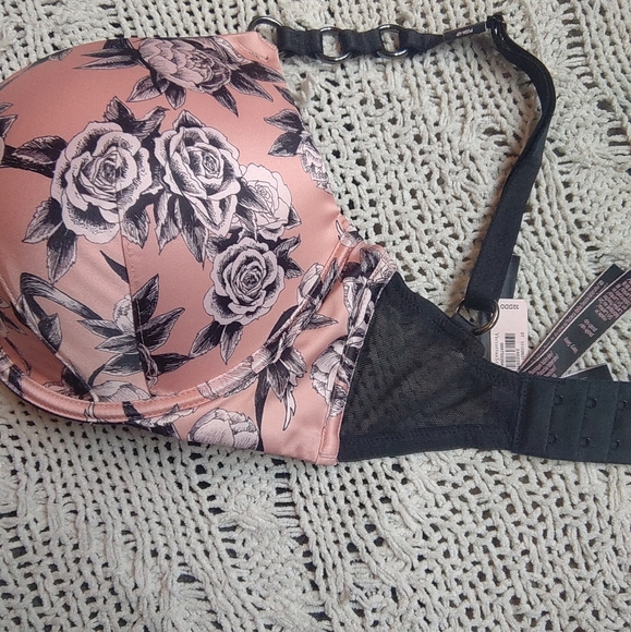 Victoria's Secret Very Sexy push up Bra NWT - Picture 3 of 6